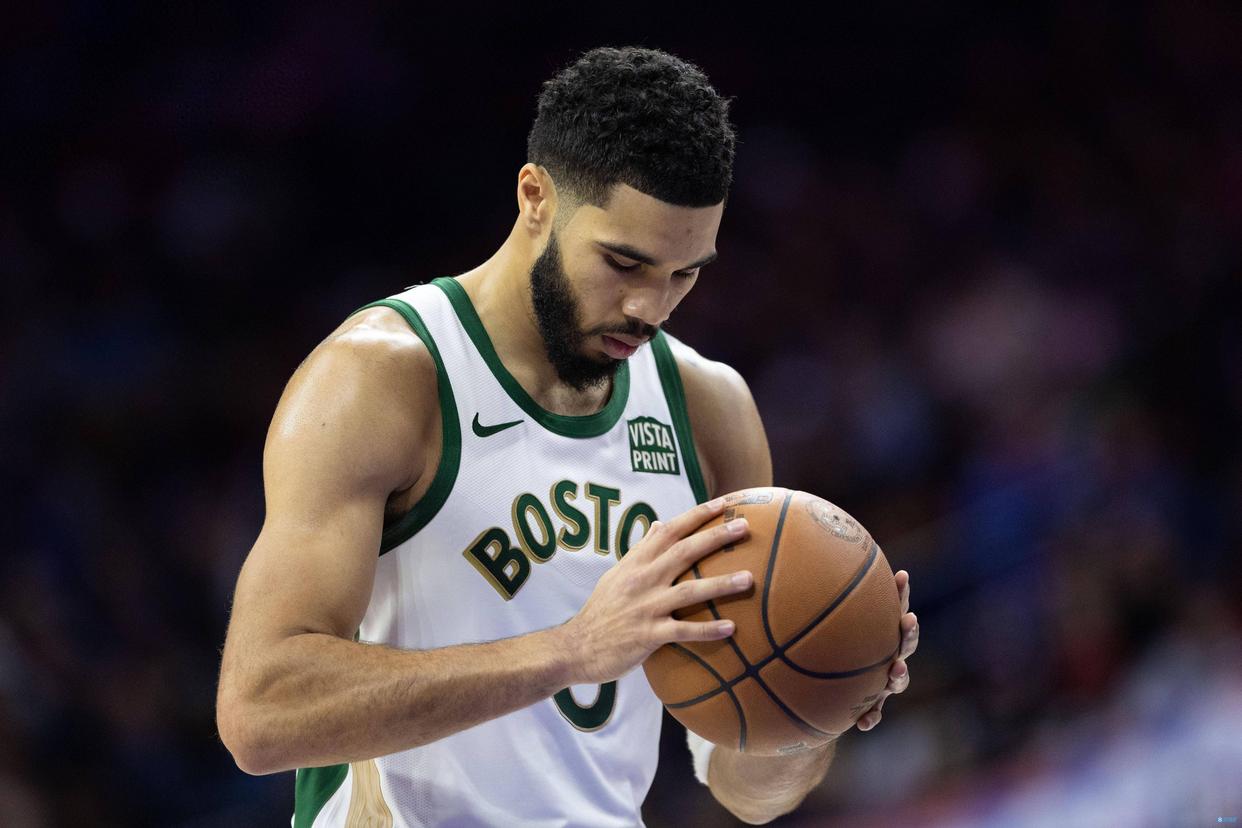 aiyouxi-波士顿凯尔特人迎德甲关键赛，赛后官宣签约，悬念犹存，临场指挥获称赞的简单介绍