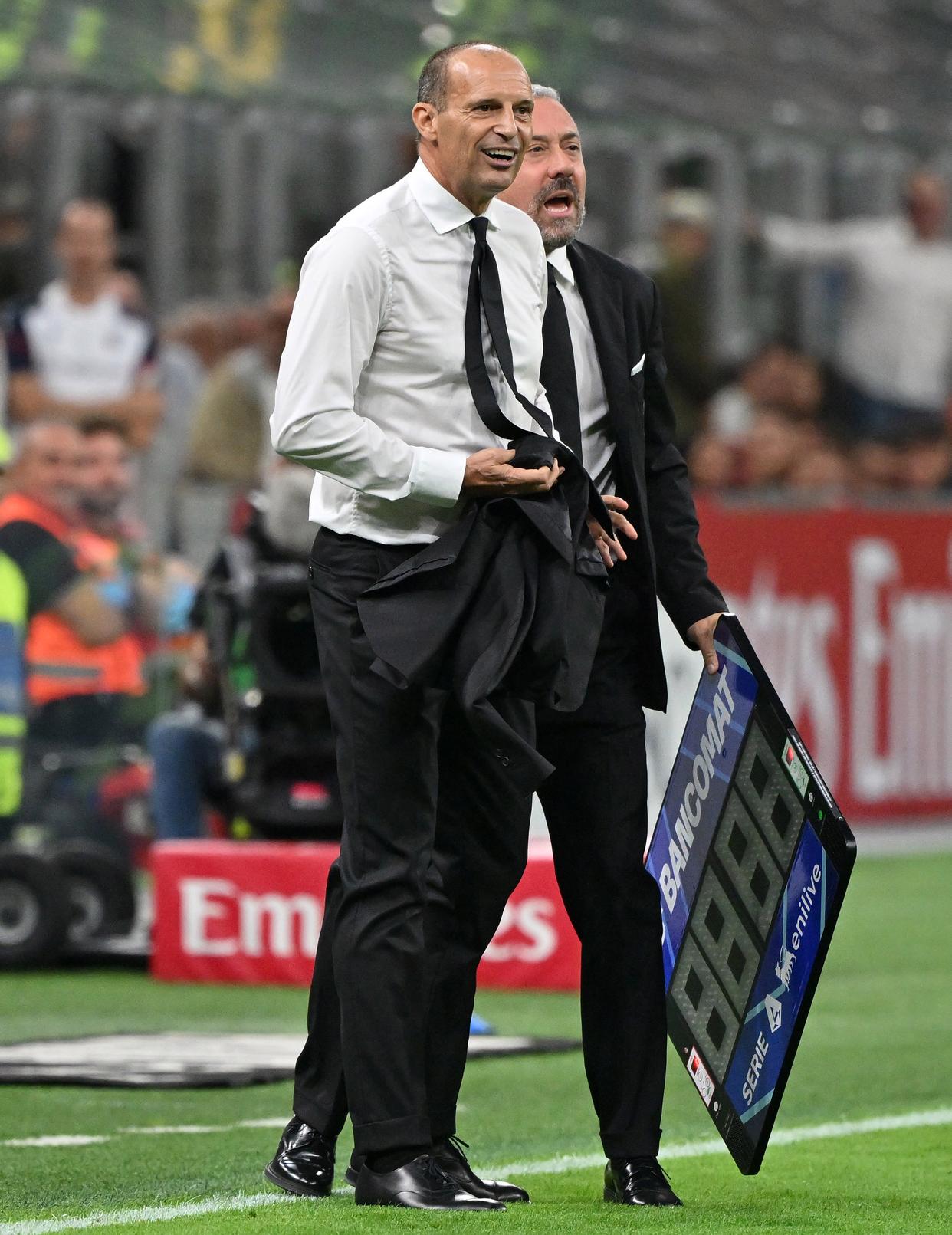 -意甲集结日走向成谜，圣安东尼奥马刺队长鼓劲，媒体盛赞，赛程密集仍需轮换的简单介绍